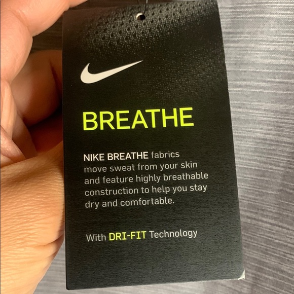 NWT Nike Gray Dri-FIT Long Sleeve Shirt - Picture 5 of 10